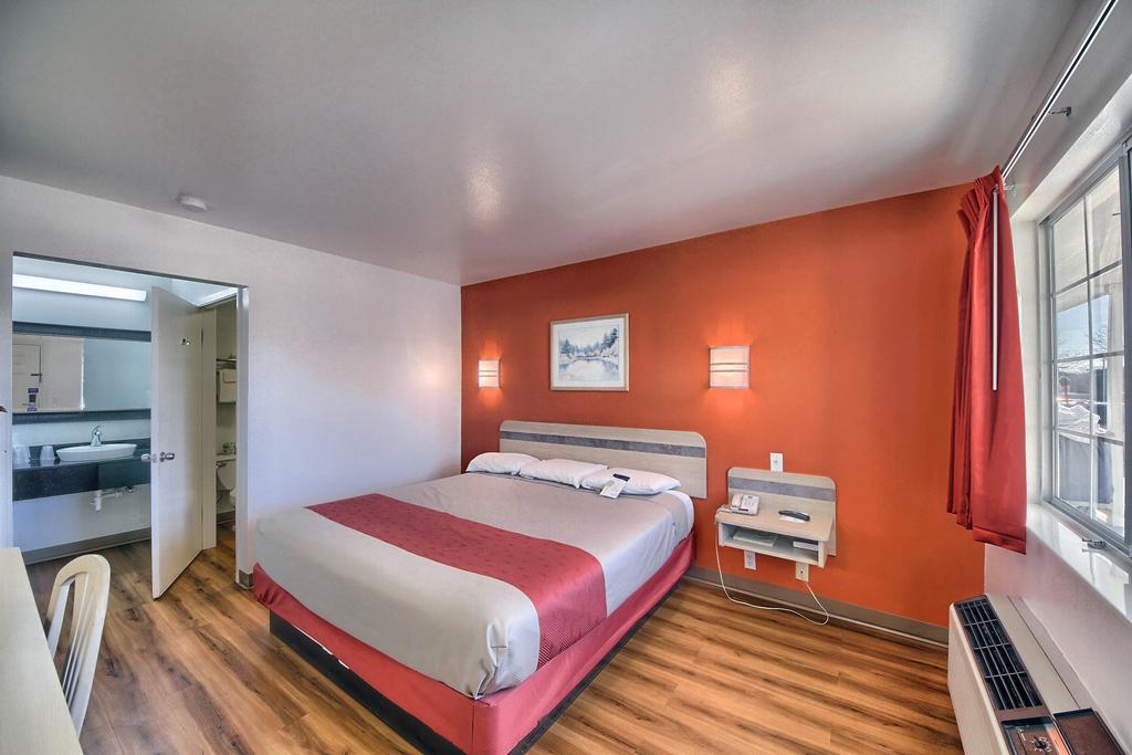 Motel 6-Kerrville, Tx Bilik gambar
